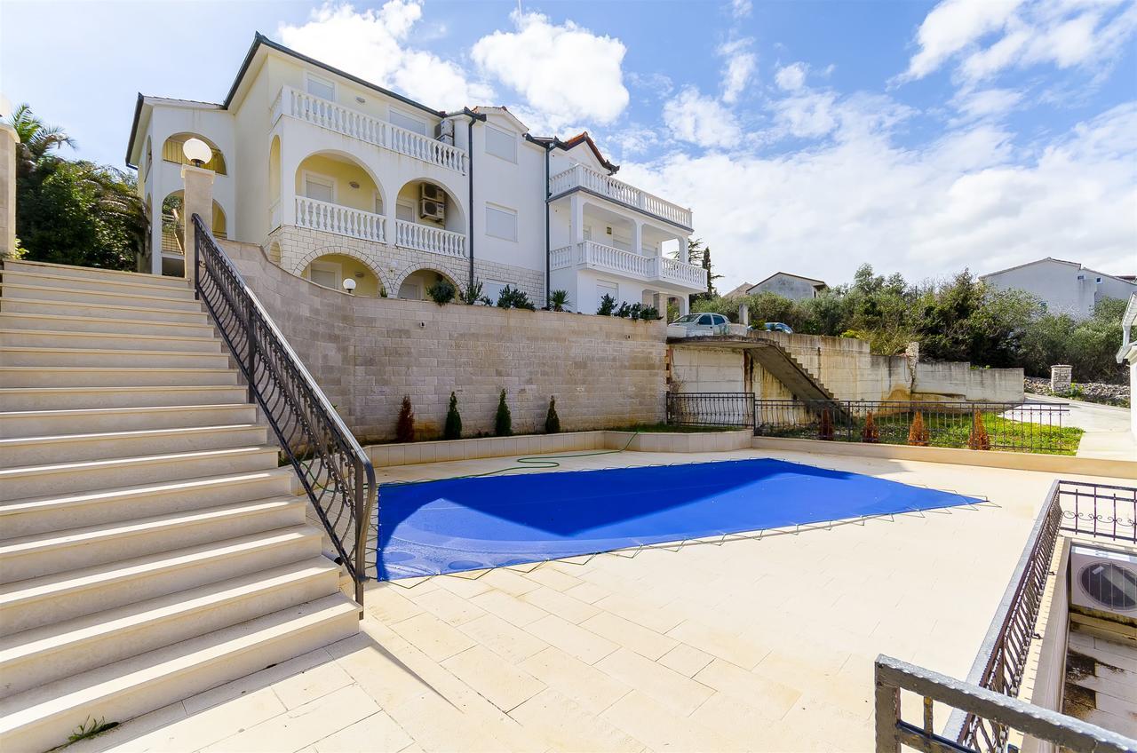 Apartments Krusica Trogir Eksteriør bilde